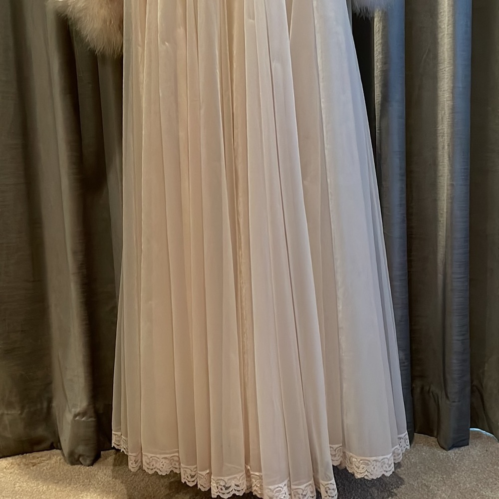 Beyond Fabulous Lucie Ann of Beverly Hills feather Peignoirs Set - Picture 4 of 17